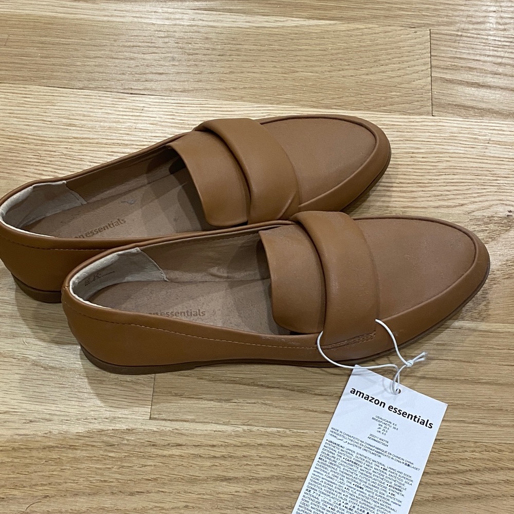 Amazon Essentials Womens Camel Slip-On Loafers